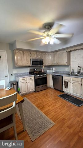 425 SAN FRANCISCO AVE, Egg Harbor City, NJ 08215