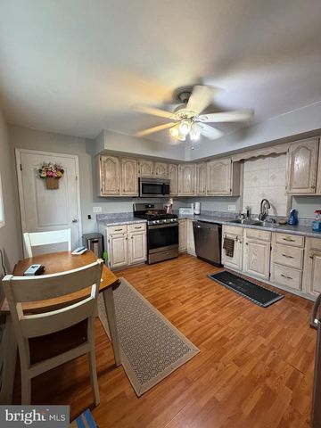 425 SAN FRANCISCO AVE, Egg Harbor City, NJ 08215