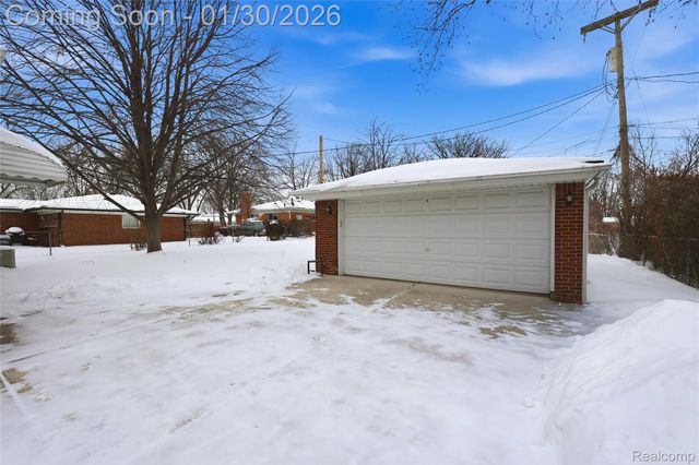28127 Suburban Drive, Warren, MI 48088