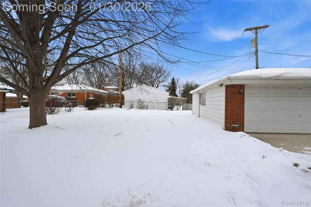 28127 Suburban Drive, Warren, MI 48088