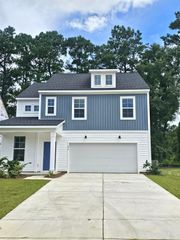 437 Cadbury Loop, Summerville, SC 29486