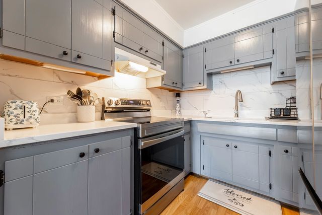 6416 W 64th Place 3A, Chicago, IL 60638