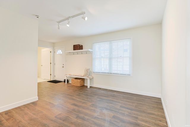 20140 Auten Road, South Bend, IN 46637