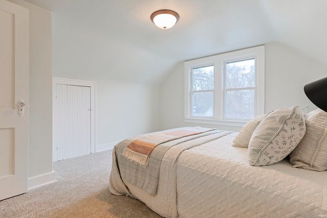 20140 Auten Road, South Bend, IN 46637