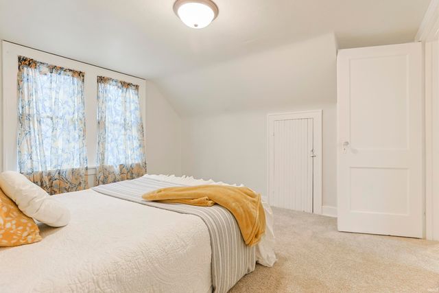 20140 Auten Road, South Bend, IN 46637