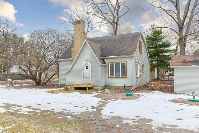 20140 Auten Road, South Bend, IN 46637