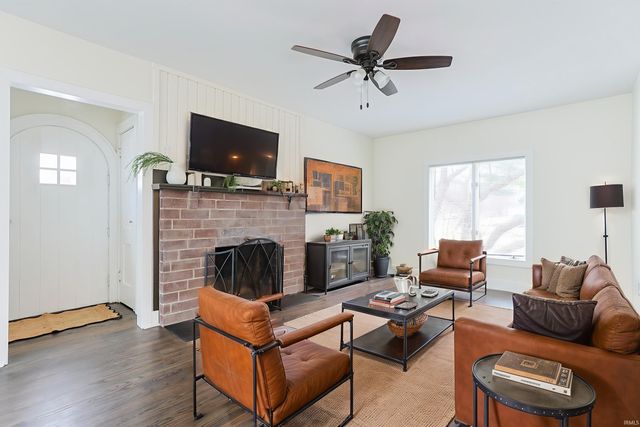 20140 Auten Road, South Bend, IN 46637