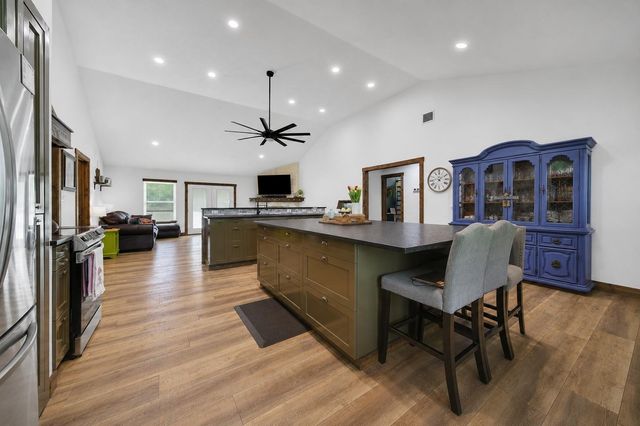 30906 Walnut Creek Road, Magnolia, TX 77355