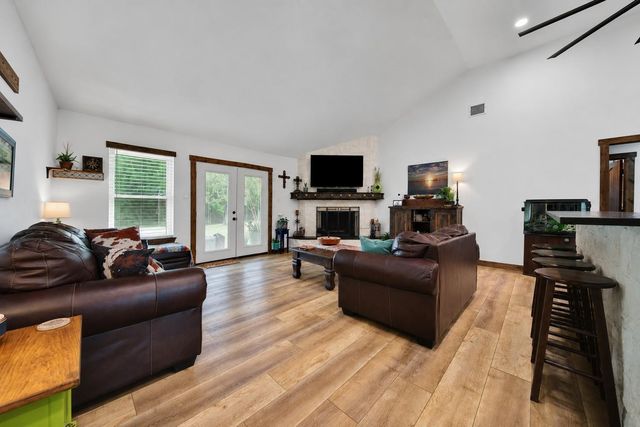 30906 Walnut Creek Road, Magnolia, TX 77355