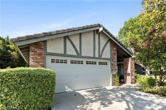 2651 Victoria Park, Riverside, CA 92506