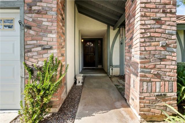 2651 Victoria Park, Riverside, CA 92506