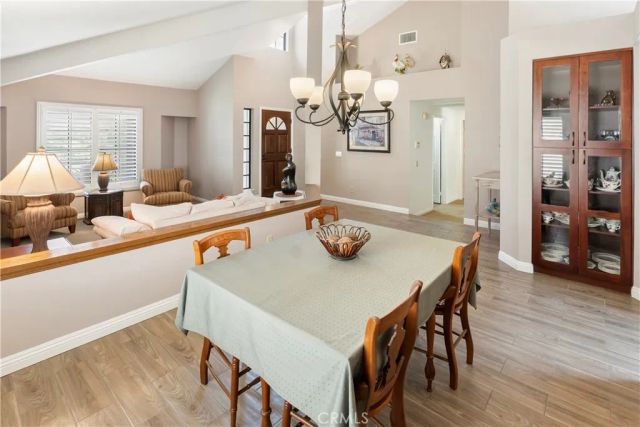 2651 Victoria Park, Riverside, CA 92506