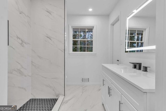 3296 Columbia Woods Drive, Decatur, GA 30032
