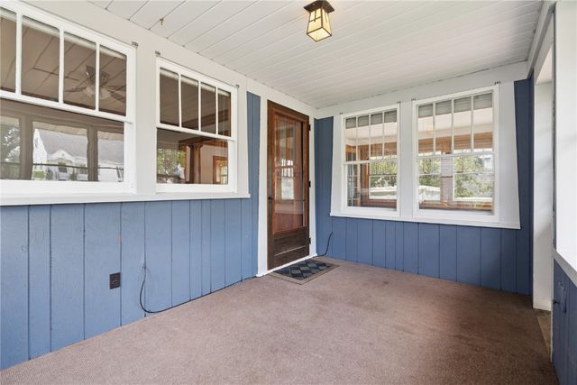 1946 Higley Avenue SE, Cedar Rapids, IA 52403