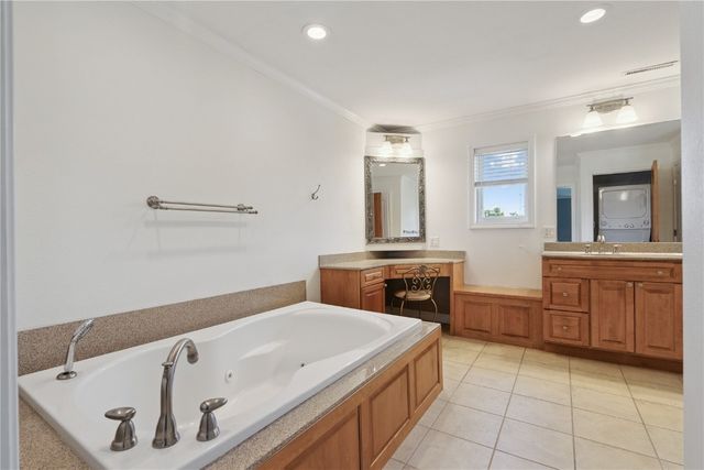 1946 Higley Avenue SE, Cedar Rapids, IA 52403