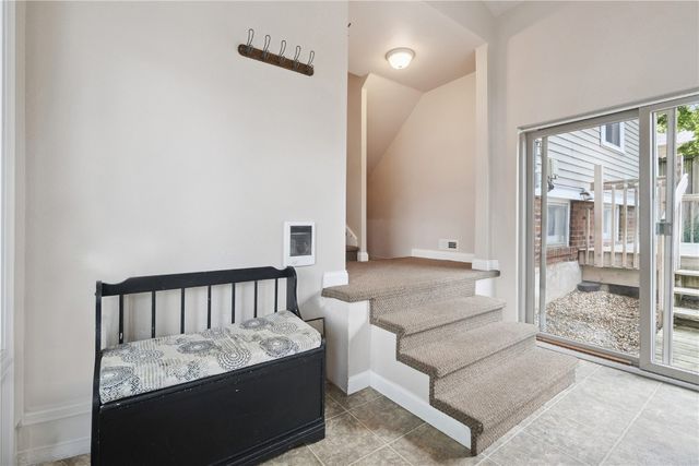 1946 Higley Avenue SE, Cedar Rapids, IA 52403