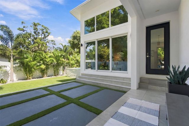 4440 POMPANO DRIVE SE, St Petersburg, FL 33705
