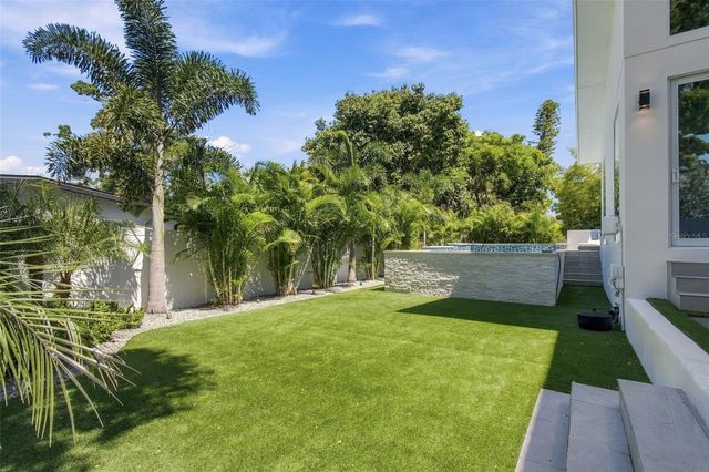 4440 POMPANO DRIVE SE, St Petersburg, FL 33705