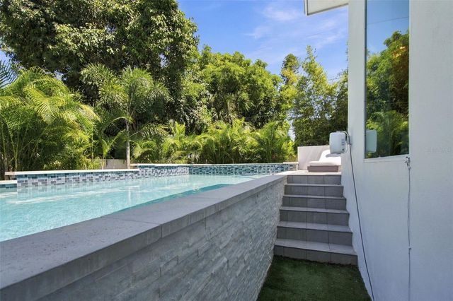 4440 POMPANO DRIVE SE, St Petersburg, FL 33705