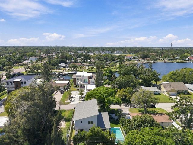 4440 POMPANO DRIVE SE, St Petersburg, FL 33705