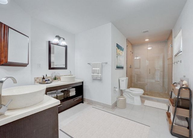 2220 NE 41st Street, Lighthouse Point, FL 33064