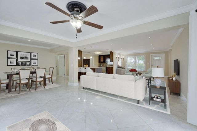 2220 NE 41st Street, Lighthouse Point, FL 33064