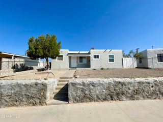 5593 Hunt Court 3, El Paso, TX 79903