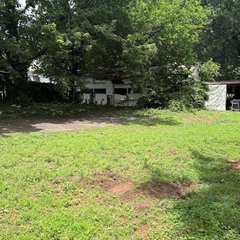 623 Dunton Circle SE, Smyrna, GA 30082
