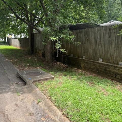 623 Dunton Circle SE, Smyrna, GA 30082