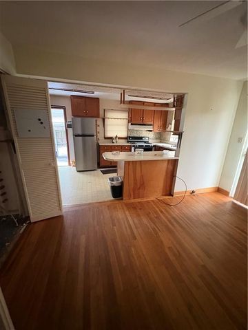 623 Dunton Circle SE, Smyrna, GA 30082