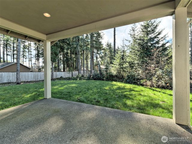 30 E Lilly Pond Lane, Shelton, WA 98584