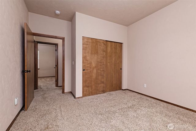 30 E Lilly Pond Lane, Shelton, WA 98584