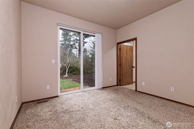 30 E Lilly Pond Lane, Shelton, WA 98584