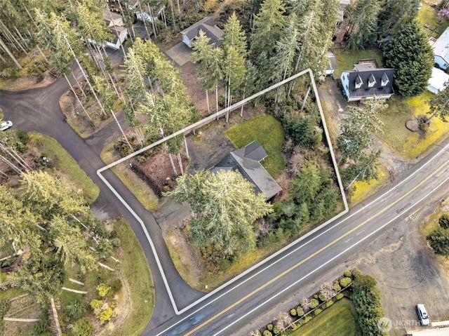 30 E Lilly Pond Lane, Shelton, WA 98584