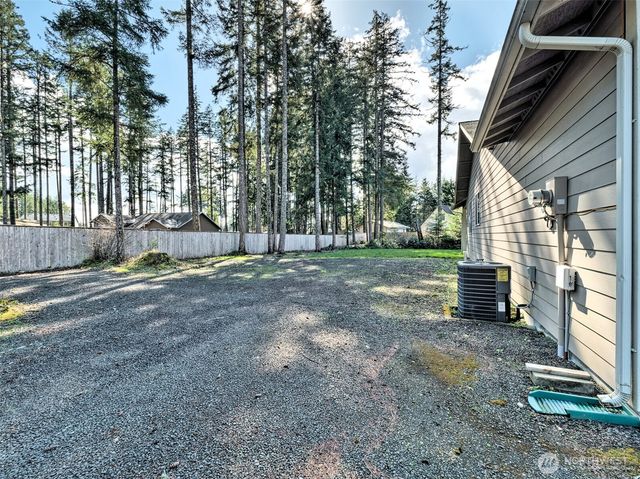 30 E Lilly Pond Lane, Shelton, WA 98584