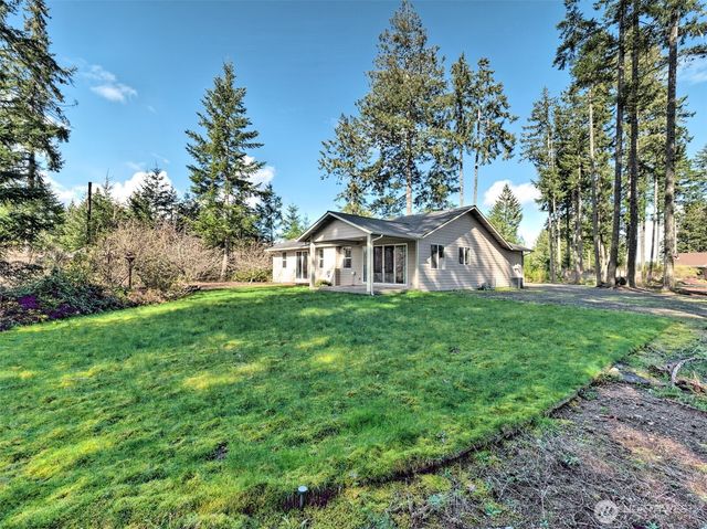 30 E Lilly Pond Lane, Shelton, WA 98584