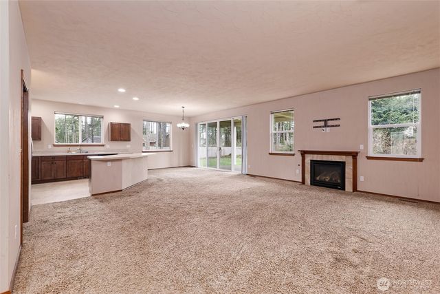 30 E Lilly Pond Lane, Shelton, WA 98584