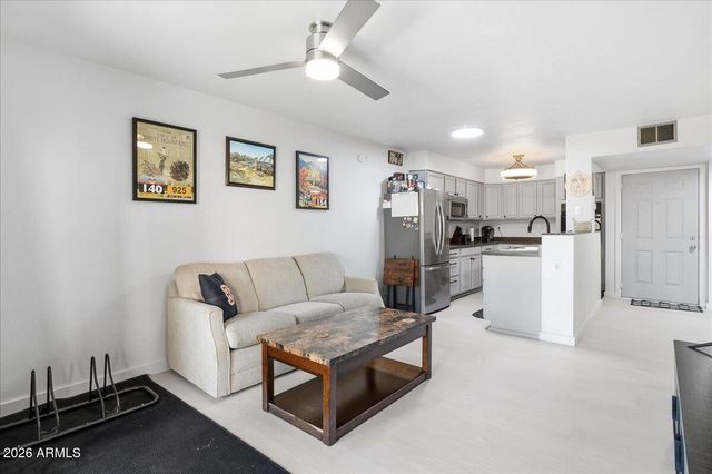 540 N MAY -- 1075, Mesa, AZ 85201