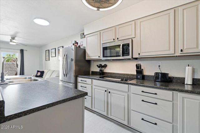 540 N MAY -- 1075, Mesa, AZ 85201