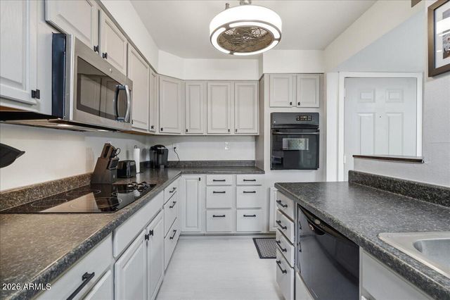 540 N MAY -- 1075, Mesa, AZ 85201
