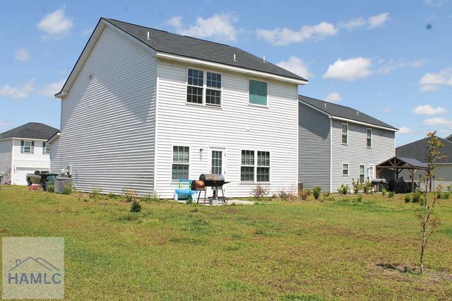 206 Brightleaf Circle, Hinesville, GA 31313