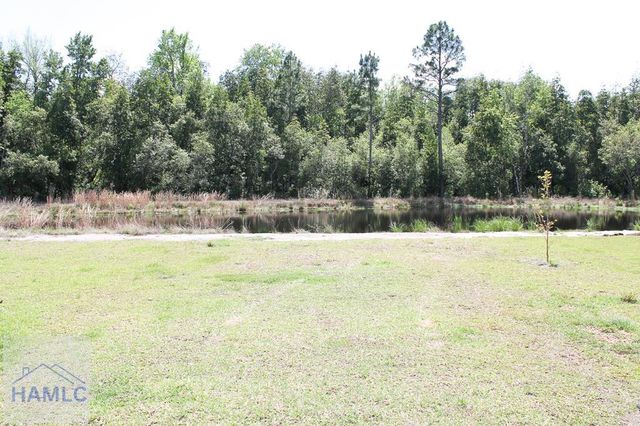 206 Brightleaf Circle, Hinesville, GA 31313