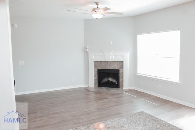 206 Brightleaf Circle, Hinesville, GA 31313