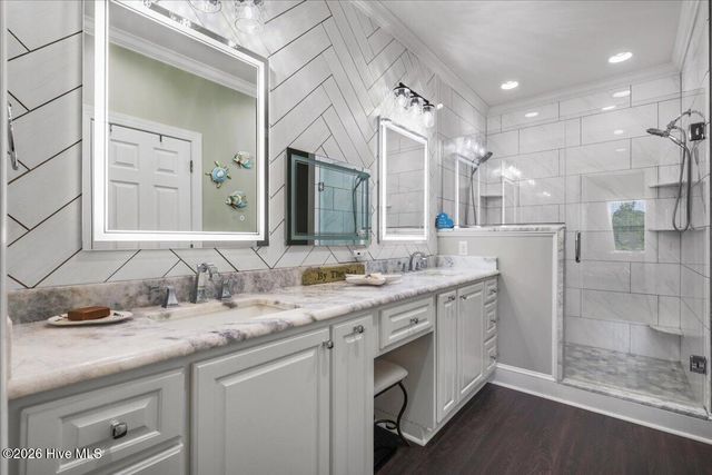 105 Pointe Drive, La Grange, NC 28551