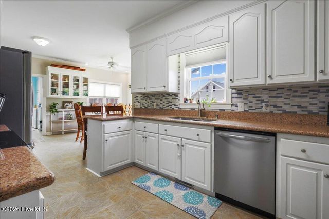 105 Pointe Drive, La Grange, NC 28551