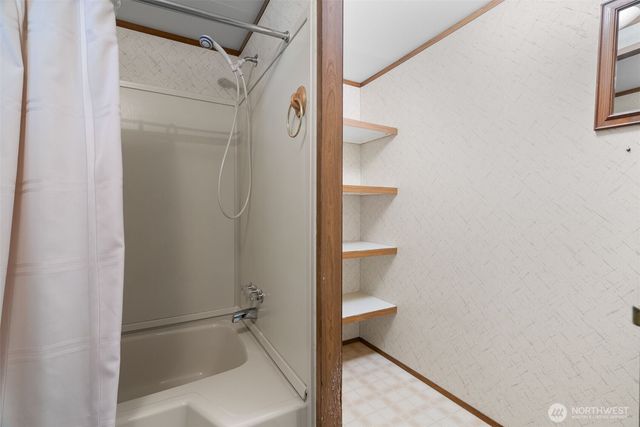 139 NE Saturn Lane, Bremerton, WA 98311