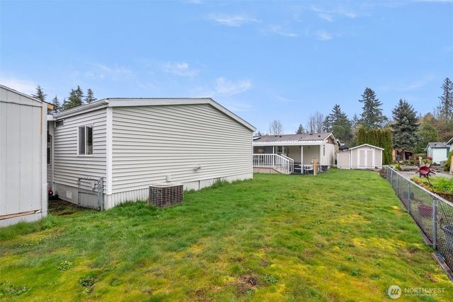 139 NE Saturn Lane, Bremerton, WA 98311