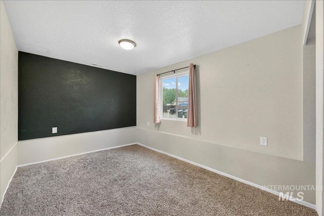 580 Easy St, Kuna, ID 83634