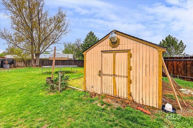 580 Easy St, Kuna, ID 83634