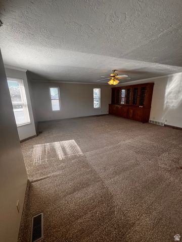 1404 S 1100 W, Syracuse, UT 84075